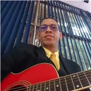 Profesor de música para niños y adultos. Desde 7 años en adelante